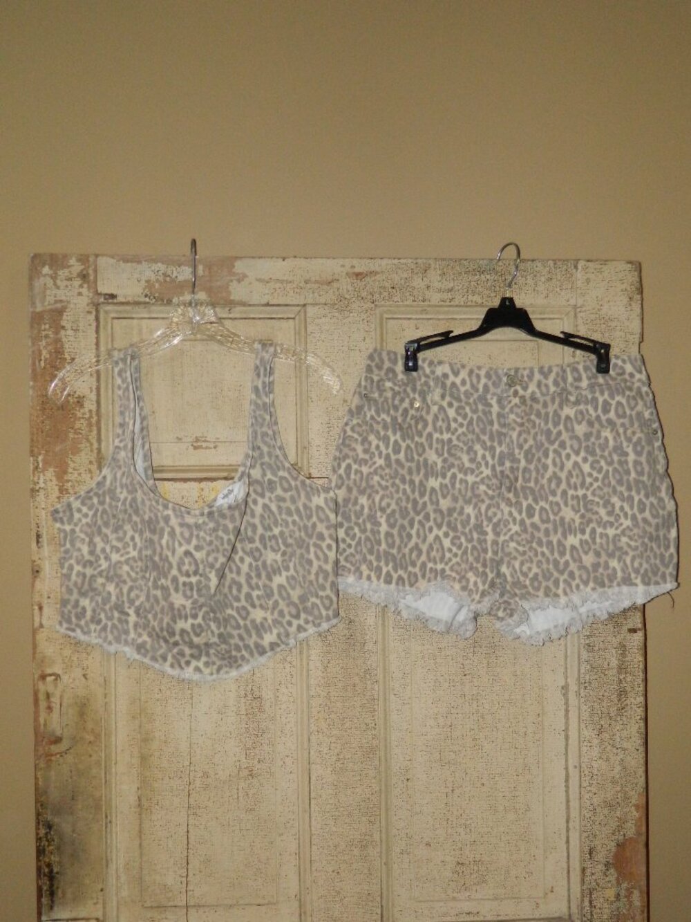Indigo Rein Animal Print Crop Top High Waist Short Set Sz XL (BB-17)